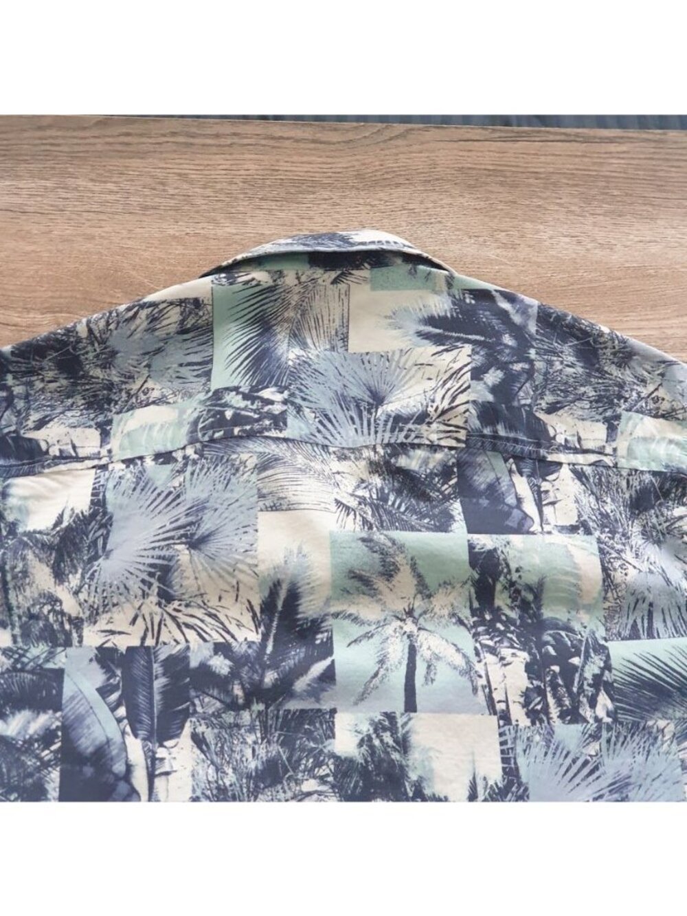 Kenneth Cole Men Hawaiian Print Button Up Shirt Short Sleeve Casual Blue Size M - Picture 10 of 13